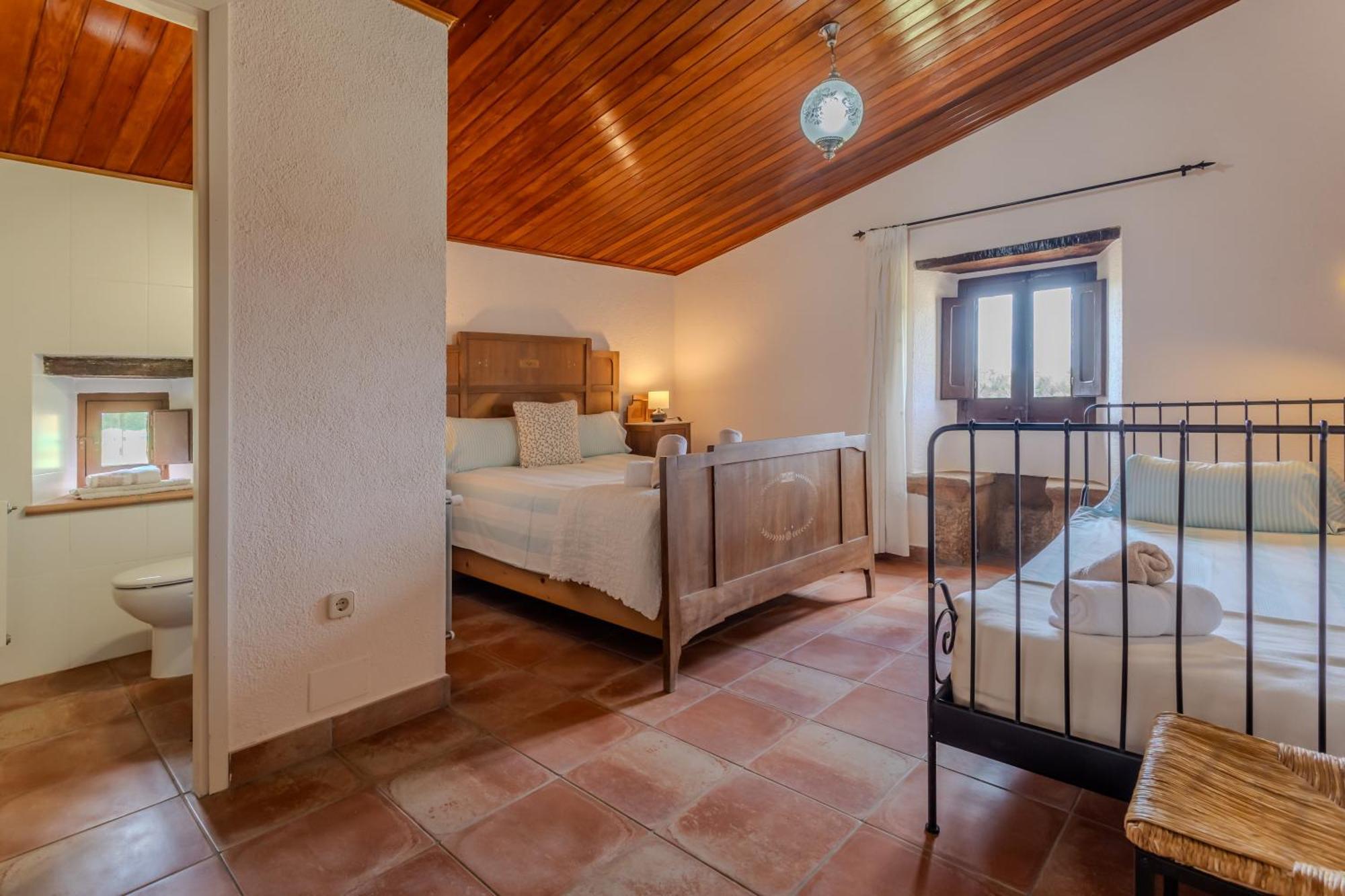 La Pahissa De Can Abras Casa Rural Жирона Экстерьер фото